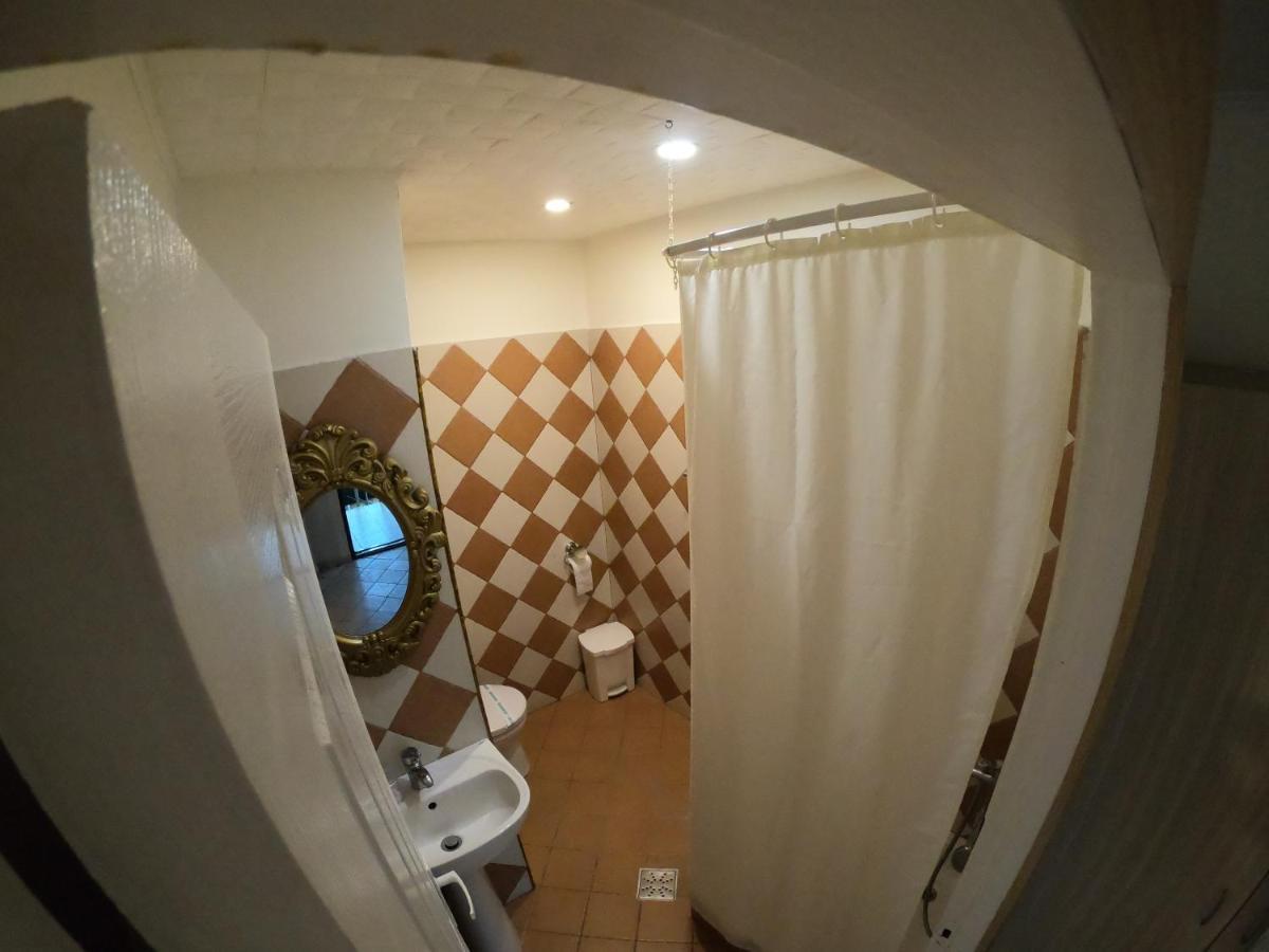 Hotel Mon Caprice Bukareszt Zewnętrze zdjęcie