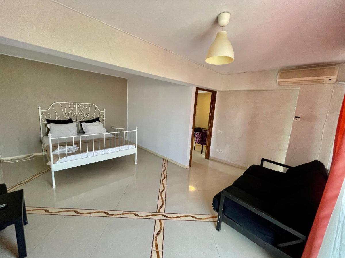 Hotel Mon Caprice Bukareszt Zewnętrze zdjęcie