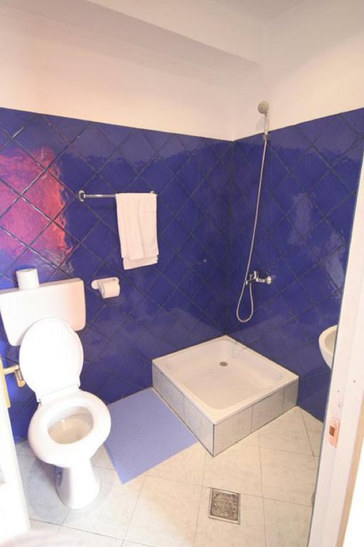 Hotel Mon Caprice Bukareszt Zewnętrze zdjęcie